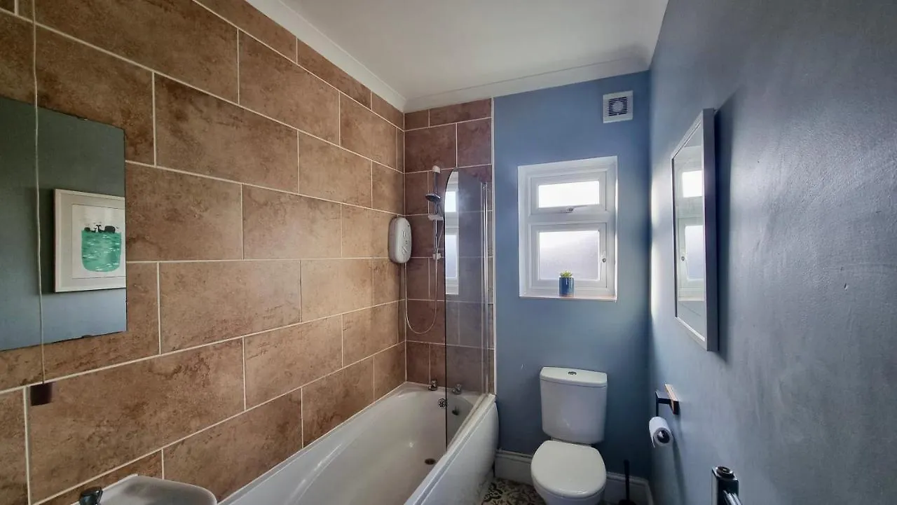 The Loft By Switchback Stays Cardiff Apartment